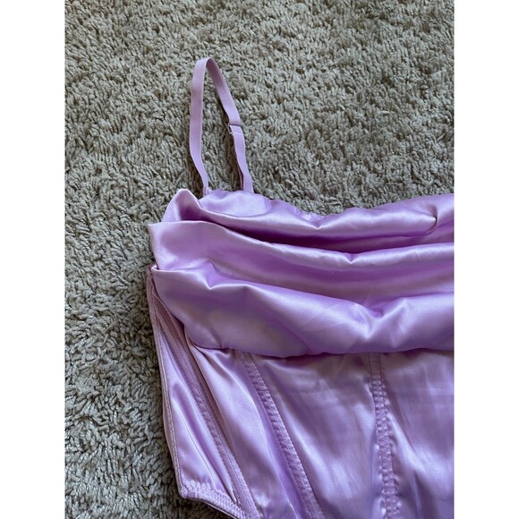 Urban Outfitters Lexi Satin Cowl Corset Top in Lilac Size MEDIUM - Picture 2 of 6
